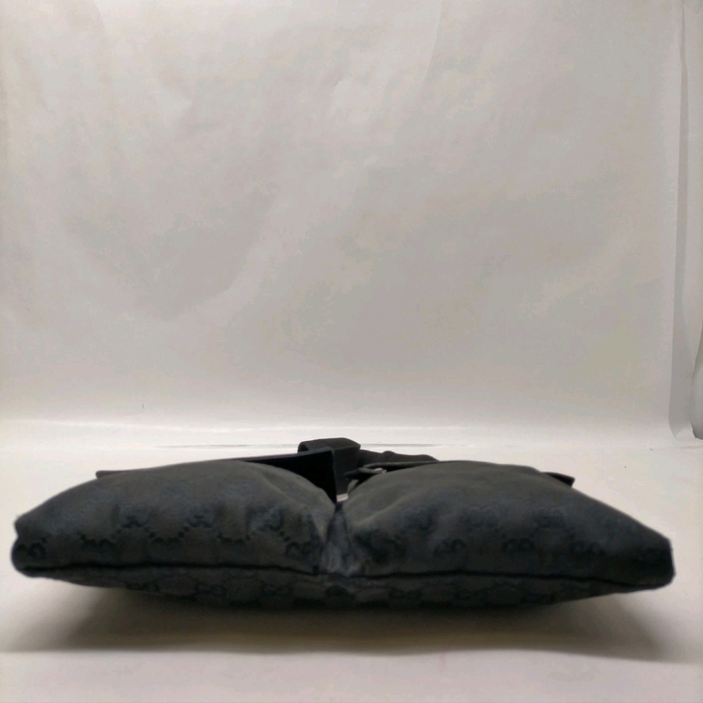 Gucci Black GG Monogram W/ Silver Hardware Waist/Bum Unisex Bag (EUC)COA✨️🖤🩶✨️ - Picture 4 of 9